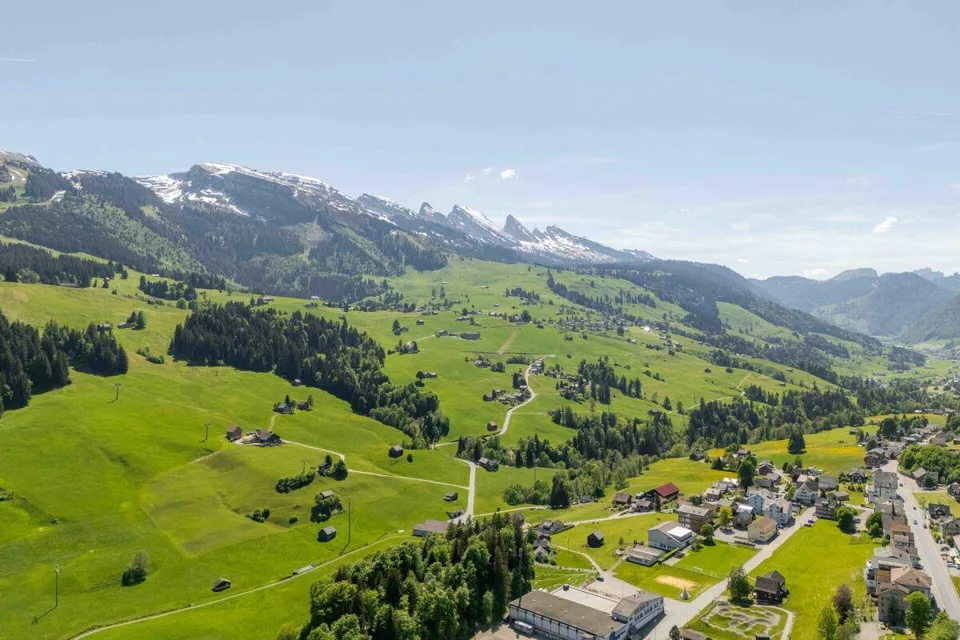 Wohnen mit Weitsicht - hochwertige 3.5-Zimmerwohnung (zweitwohnungs... – Foto 25 von 27