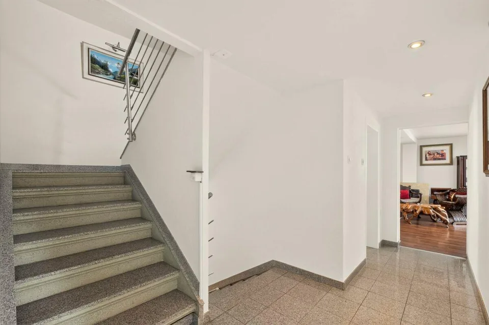 Attraente porzione di casa con due unità abitative e uso versatile – foto 9 di 25