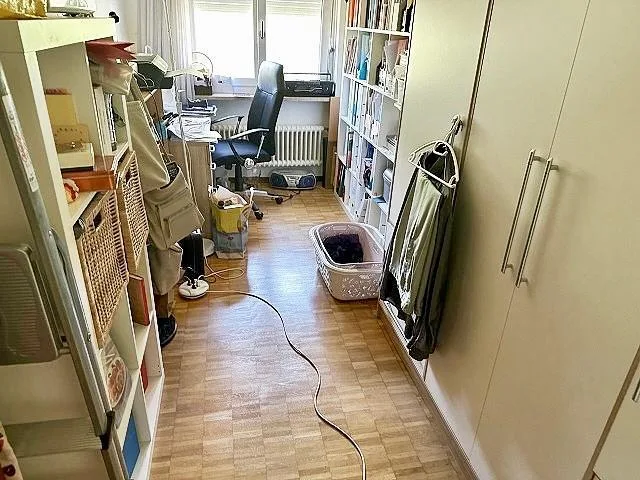 3 1/2-Zimmer-Wohnung im 3. OG mit Balkon und Aussicht / apparta... – Foto 8 von 16