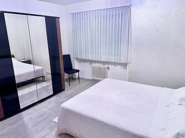 3 1/2-Zimmer-Wohnung im 3. OG mit Balkon und Aussicht / apparta... – Foto 7 von 16