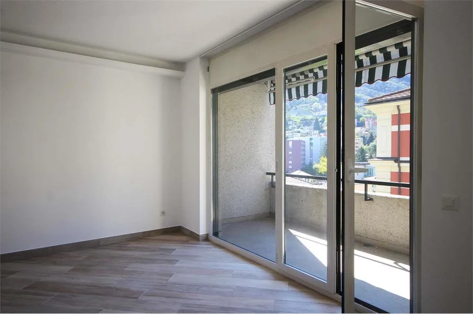 Lugano: ristrutturato appartamento di 3,5 locali con terrazza