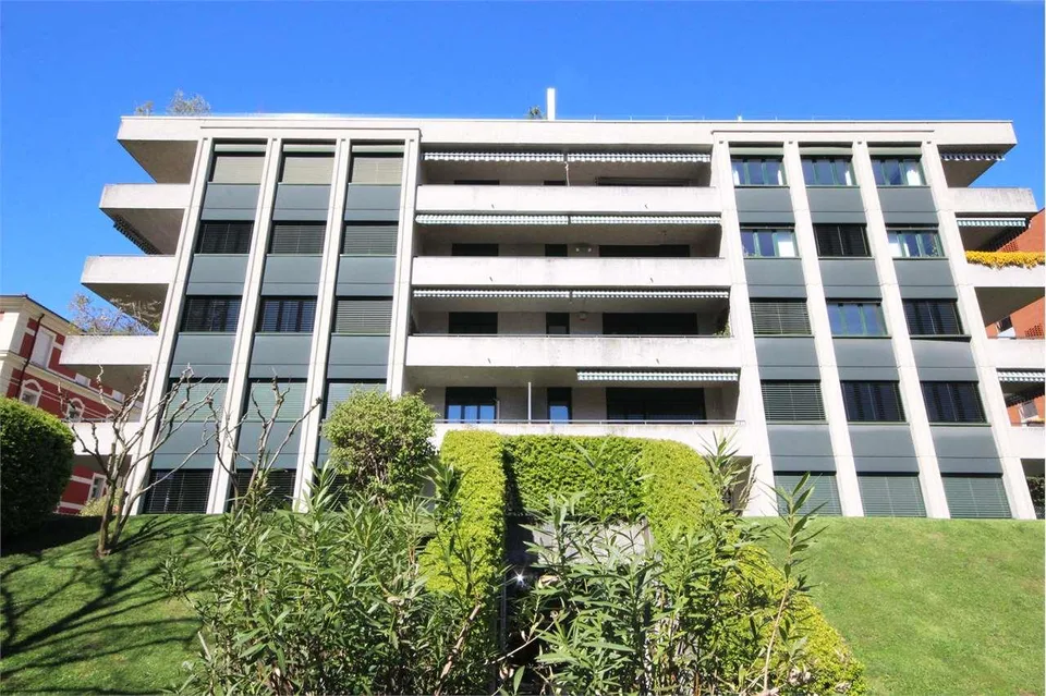Lugano: ristrutturato appartamento di 3,5 locali con terrazza
