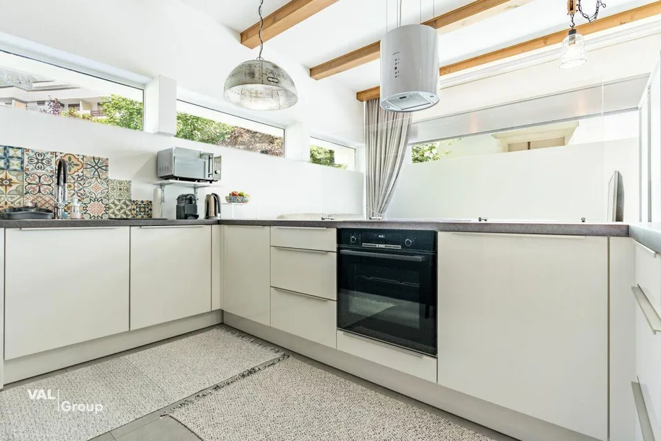 Una casa che va ben al di là del normale (residenza principale)