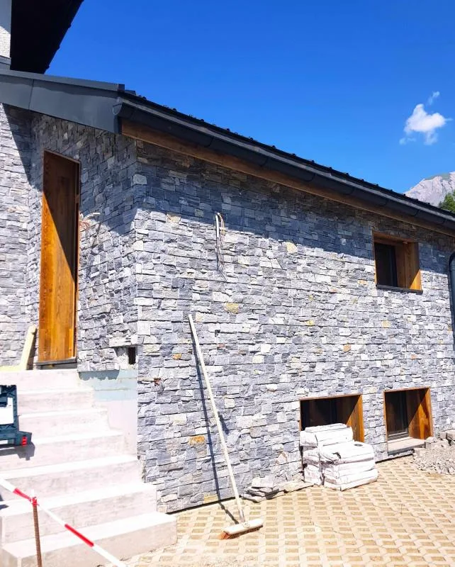 CASA DI CHARME ECOLOGICA NUOVA CON GIARDINO, PARCHEGGI E BELLA VISTA