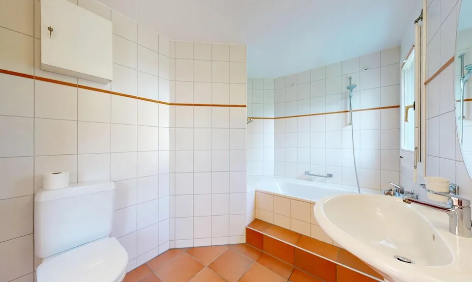 Helle 4.5 Zimmer Gartenwohnung in Utzenstorf – Foto 10 von 19