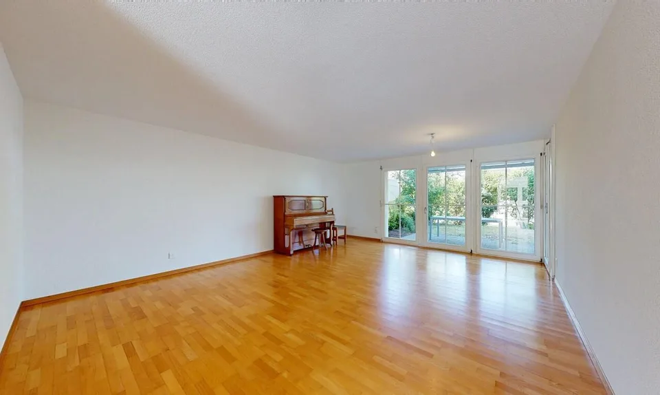 Appartement de jardin lumineux de 4,5 pièces à Utzenstorf