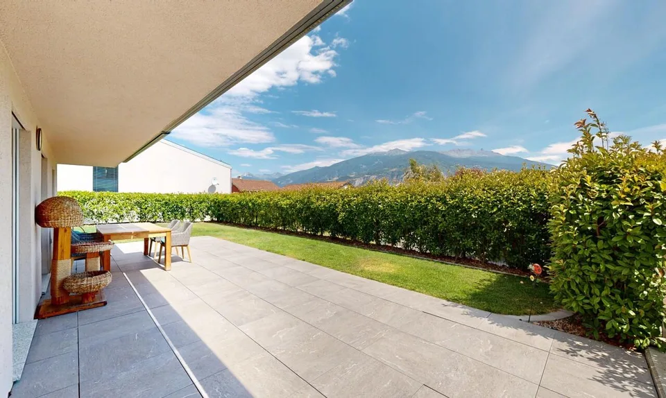 Villa avec photovoltaïque dans un endroit privilégié à Champlan