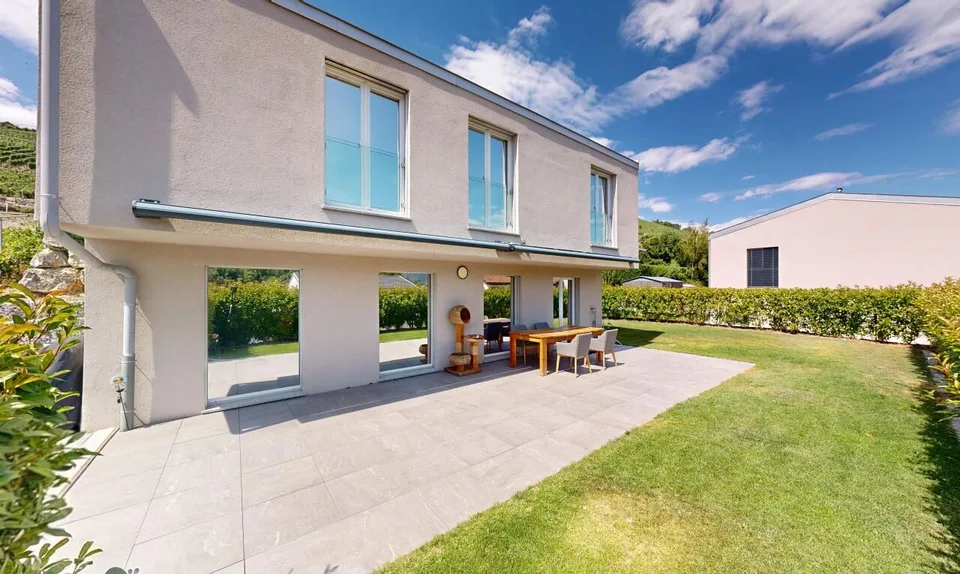 Villa with photovoltaic system in a privileged location in Champlan – photo 7 of 21