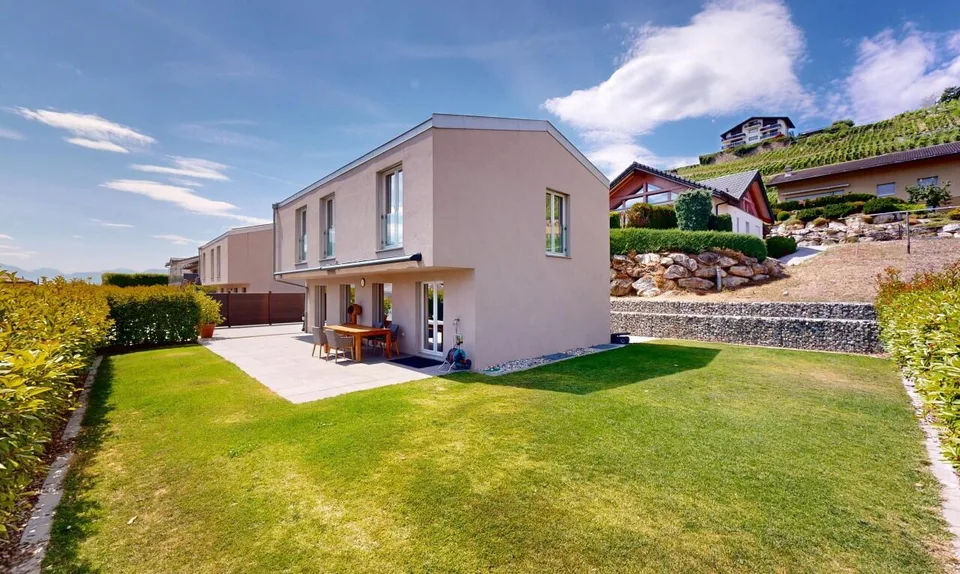 Villa with photovoltaic system in a privileged location in Champlan – photo 8 of 21