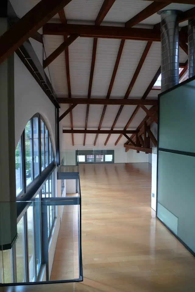 Einmalige Gelegenheit: Traumhaftes Loft mit Galerie & großer Fensterfr