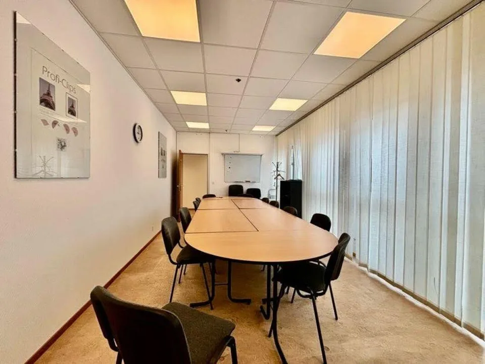 Le-Mont en Budron achetez vos bureaux à CHF 1500/m2 ! 330 m2 libres.