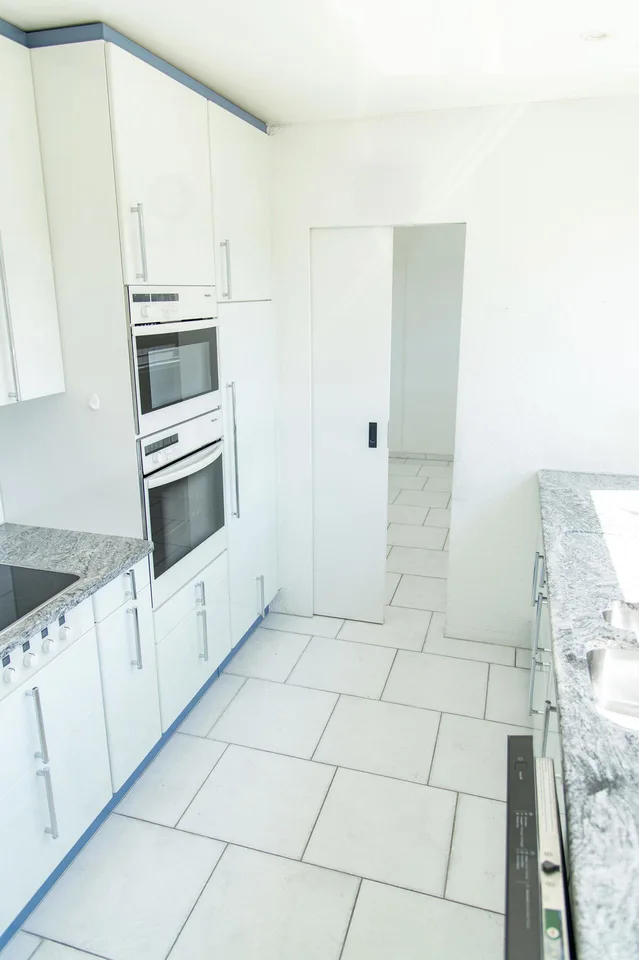 gepflegte & helle 4.5-Zimmerwohnung an zentraler Lage