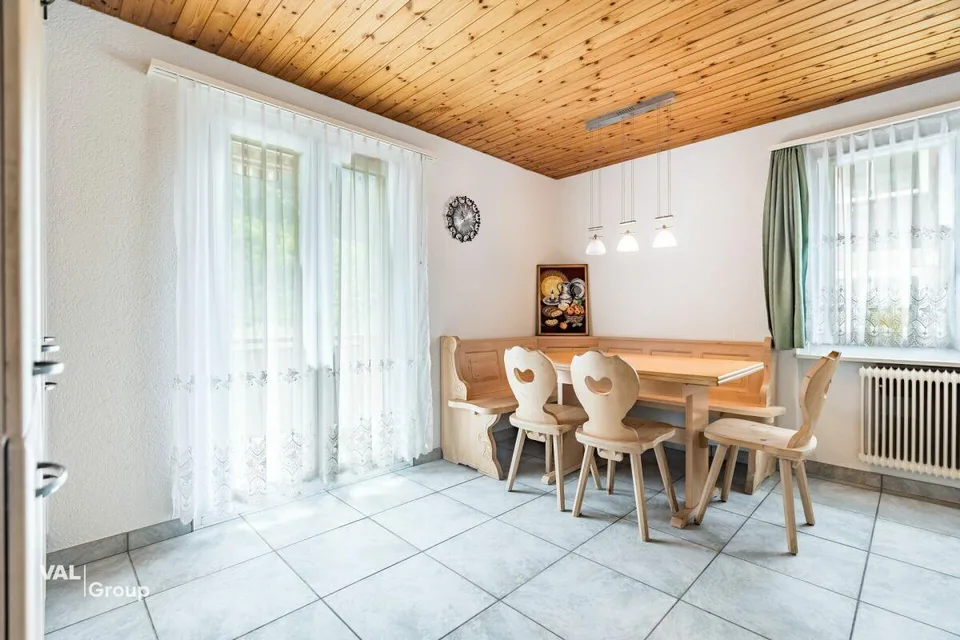 Interessantes Haus mit vielen Zimmern und flexibler Nutzung