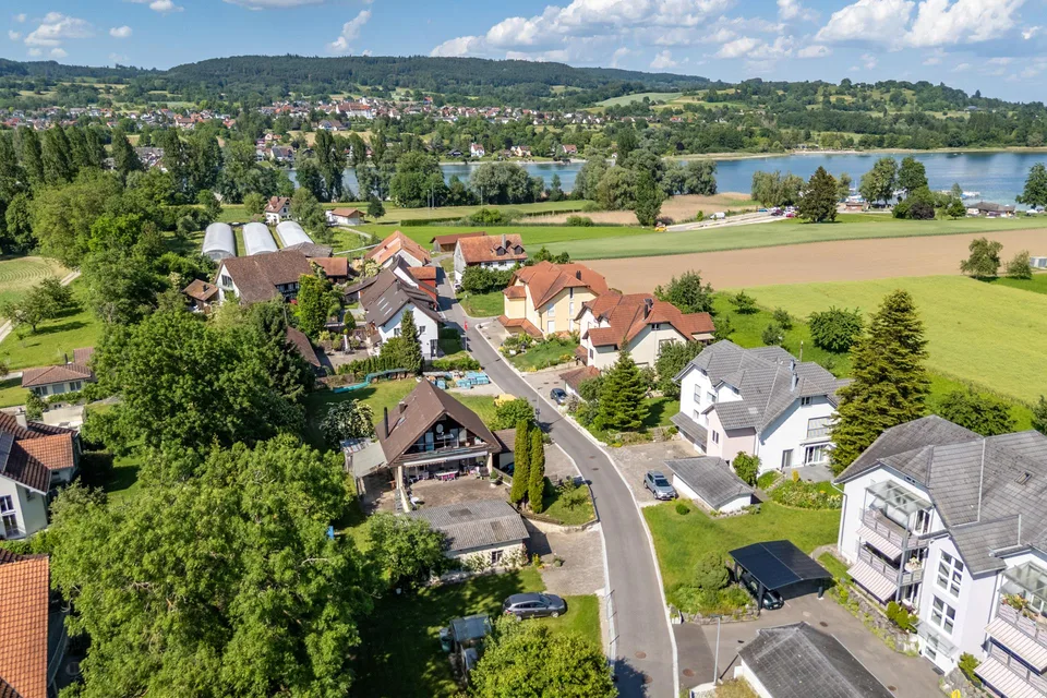 Grosszügiges Grundstück mit Haus und Entwicklungspotenzial