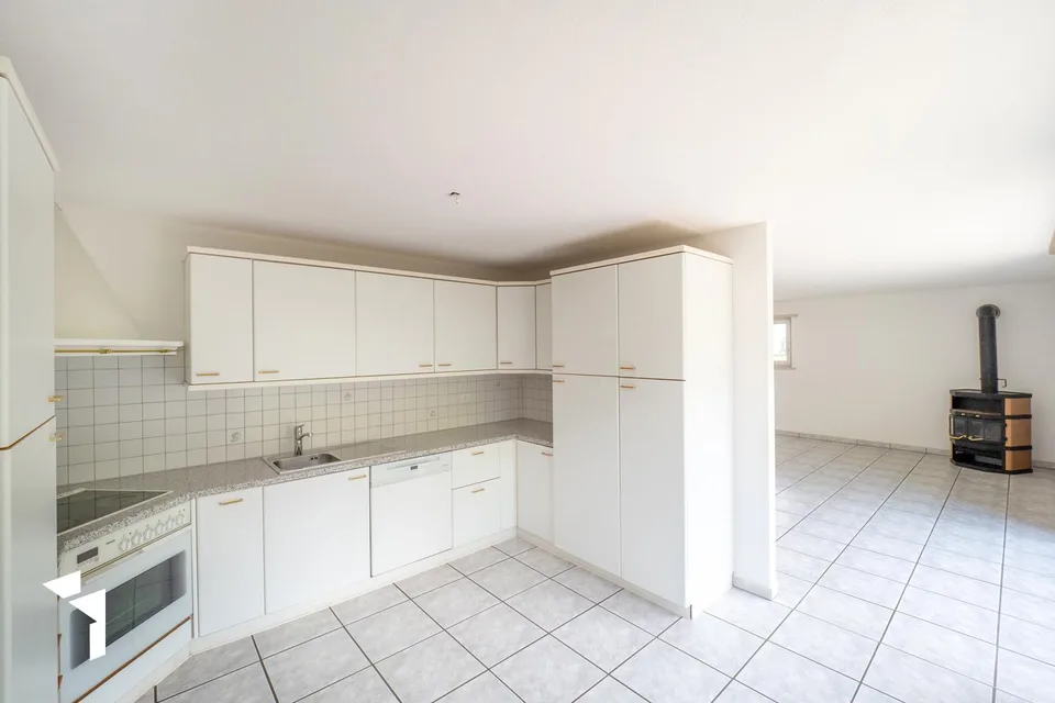Fehr Immobilien - Appartamento confortevole 4.5 locali in una posizione idilliaca