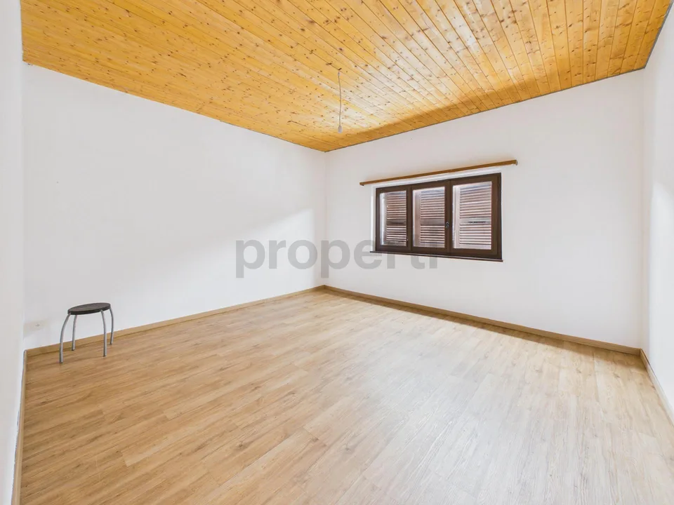 Zweifamilienhaus mit Panoramablick in Wohngebiet von Cugnasco – Foto 9 von 31