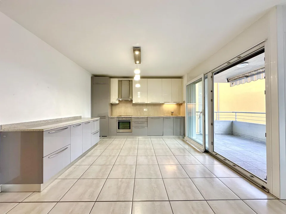 Elegante appartamento 4.5 locali con dotazioni moderne a Castel San...