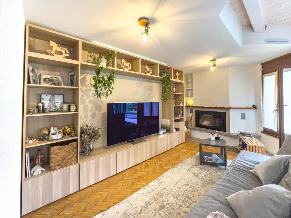 Casa gemella vista lago con giardino a Bissone