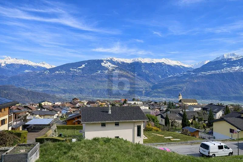 UNIQUE, DANS UN CADRE PRIVILÉGIÉ & VUE PANORAMIQUE