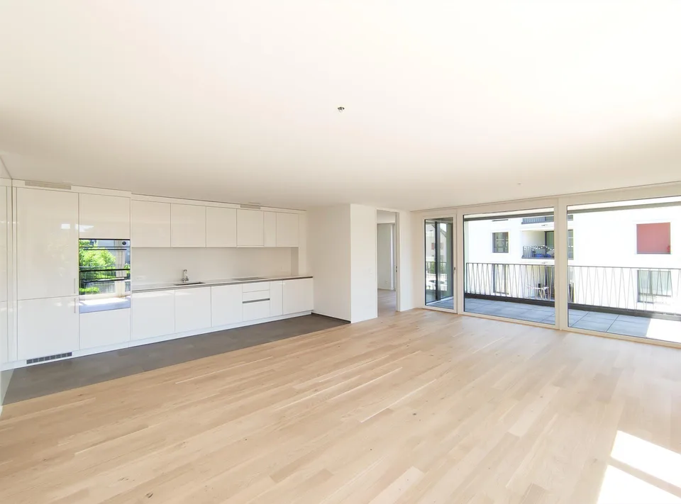 Ankündigung "Neuwertige 4.5 Zimmer Wohnung an bevorzugter Wohnlage...