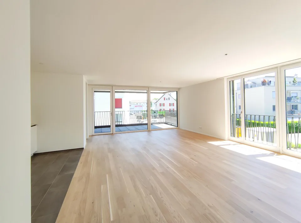 Ankündigung "Neuwertige 4.5 Zimmer Wohnung an bevorzugter Wohnlage...