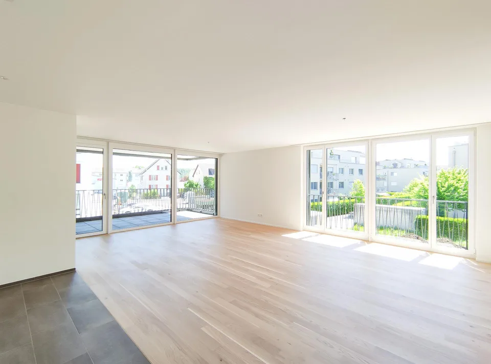 Ankündigung "Neuwertige 4.5 Zimmer Wohnung an bevorzugter Wohnlage...