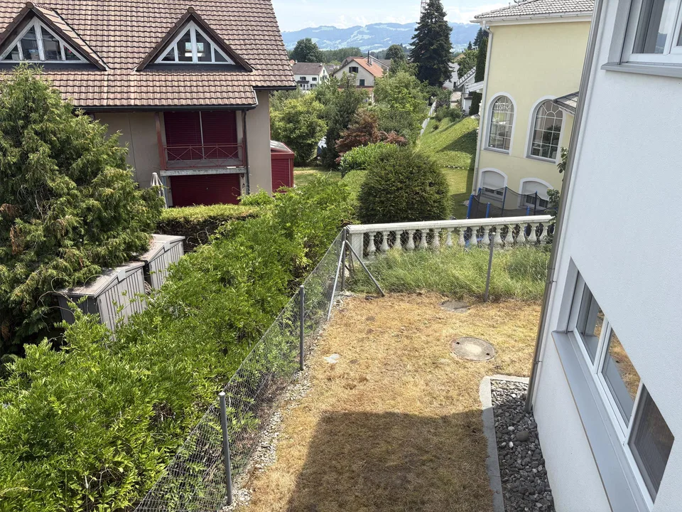 Ruhig, grosszügig und sonnig wohnen mit Seesicht – Foto 20 von 22