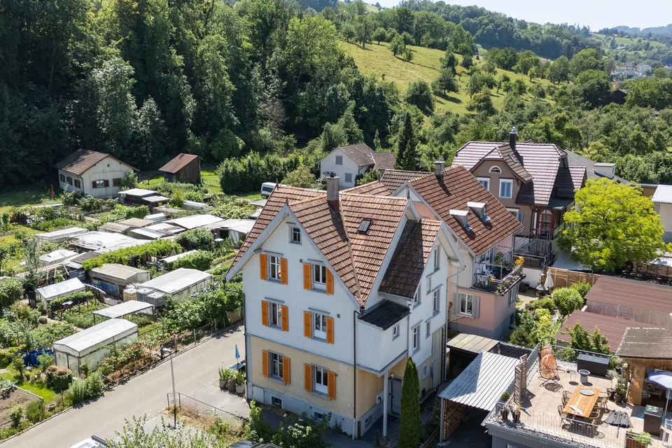 5.5-Zi. Einfamilienhaus mit 3.0-Zi. Einliegerwohnung
