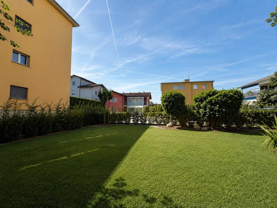 Quadrilocale con giardino privato – Foto 6 von 13