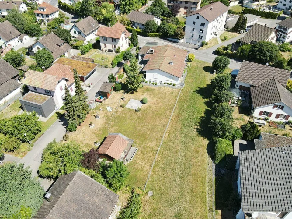 Charaktervolles Einfamilienhaus mit wertvoller Baulandreserve