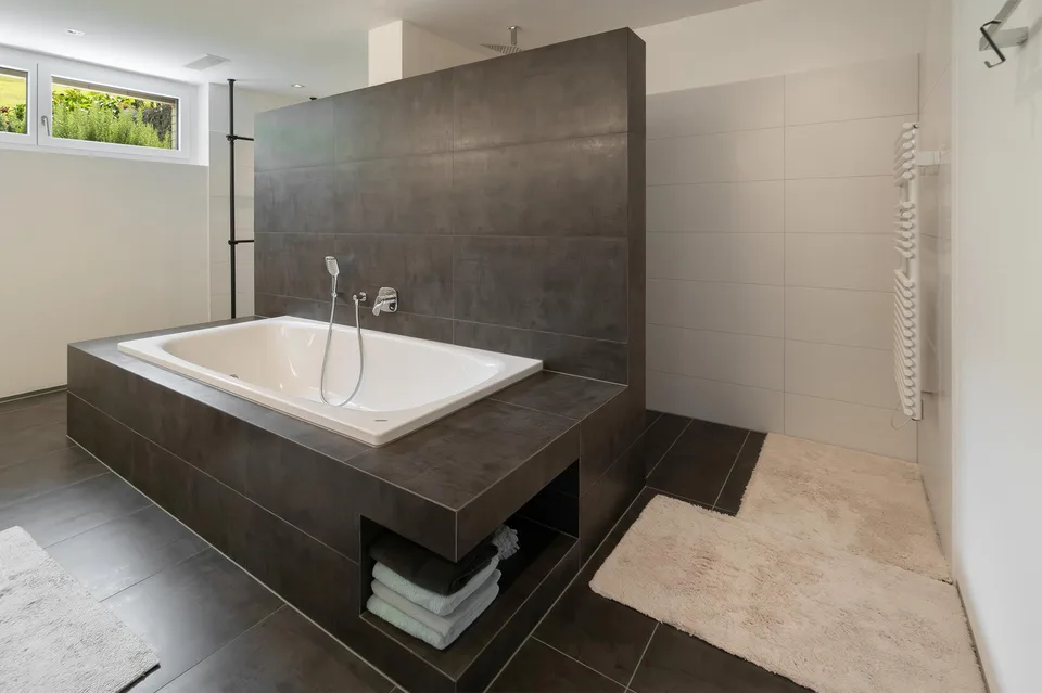 Exklusives Doppeleinfamilienhaus mit aussergewöhnlichem Raumgefühl – Foto 11 von 20