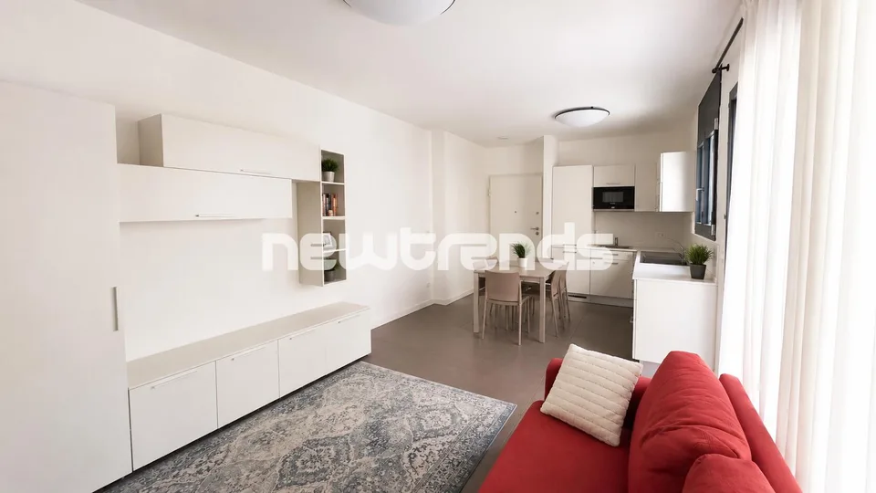 Lugano centro, 2.5 locali con balcone vicino a tutti i servizi