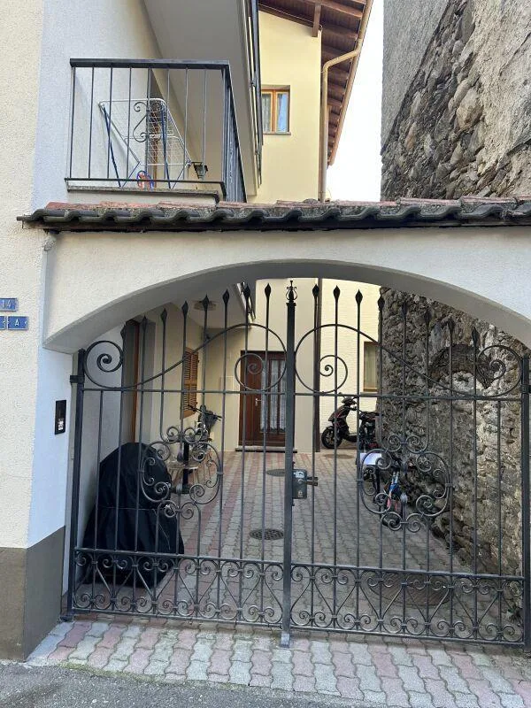 Wohnen mit Charme im historischen Dorfkern von Losone – 2.5-Zimmer-...