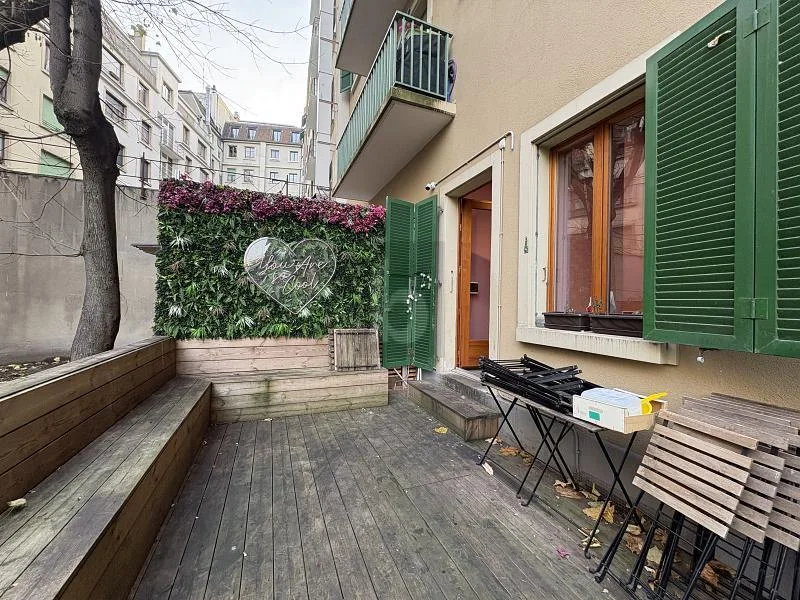 RESTAURANT À PLAINPALAIS AVEC BELLE RENTABILITÉ !