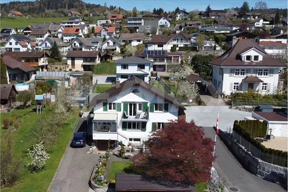 Freistehendes Familienhaus mit attraktivem Bonus für Ihre Wohnideen
