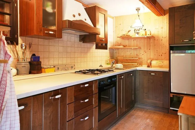 4-Zimmer-Rustico an Alleinlage mit Panorama-Aussicht und Umschwung ... – Foto 6 von 12