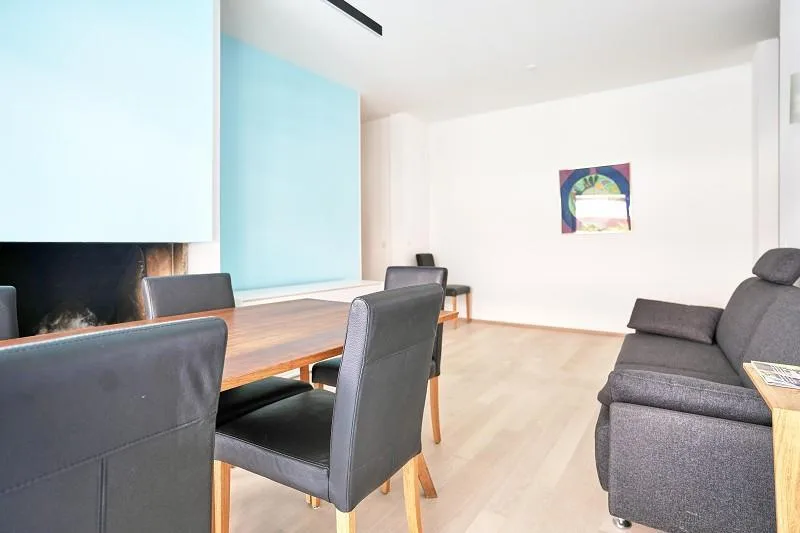 3 1/2-Zimmer-Wohnung mit grosser Terrasse und Schwimmbad / appartam...