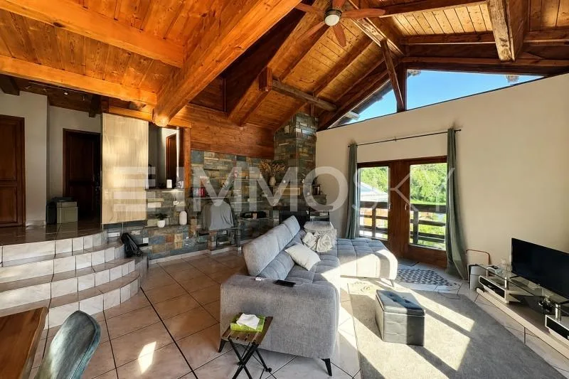 RESERVE ! Immeuble de rendement sur les hauts de Sion (REN env. 7%)
