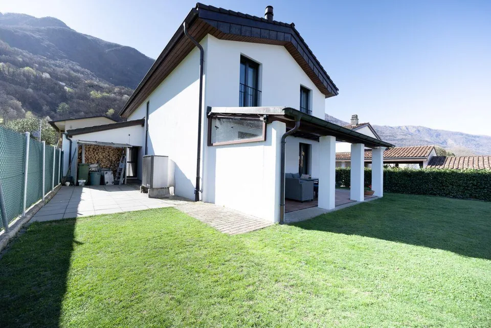 Esclusiva villetta con grande giardino | Exklusive Villa mit grosse... – foto 15 di 15