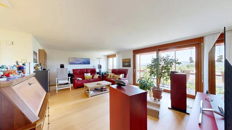 5-Zimmer-Reihenmittelhaus mit Garage und zwei Aussenparkplätzen