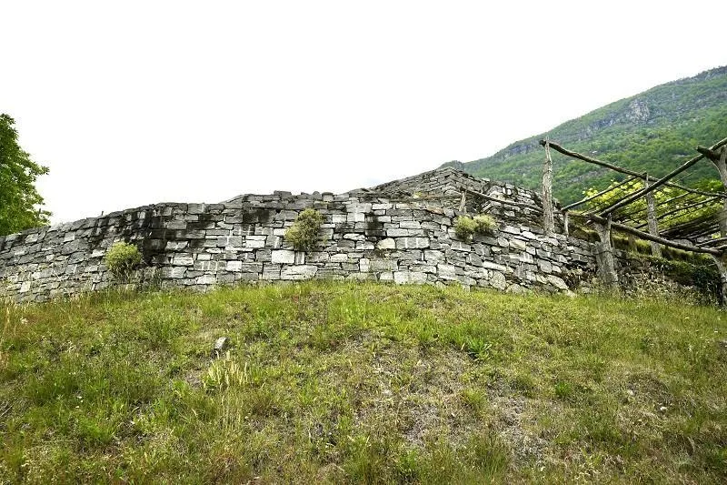 Bauland von 1001 m2 an ruhiger, sonniger Aussichtslage / terreno ed... – foto 7 di 15