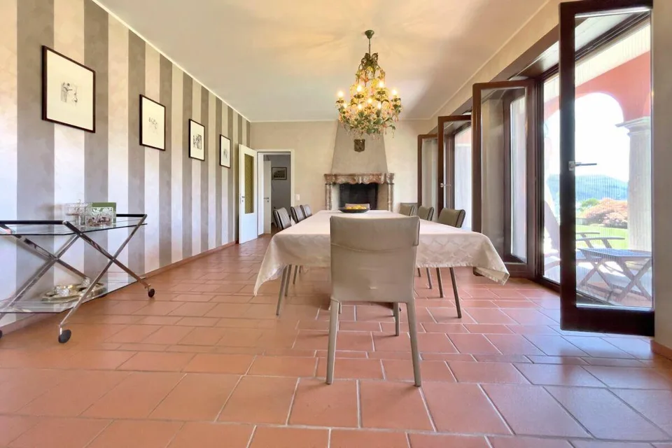 Schönes Einfamilienhaus mit atemberaubendem Blick – Foto 12 von 13