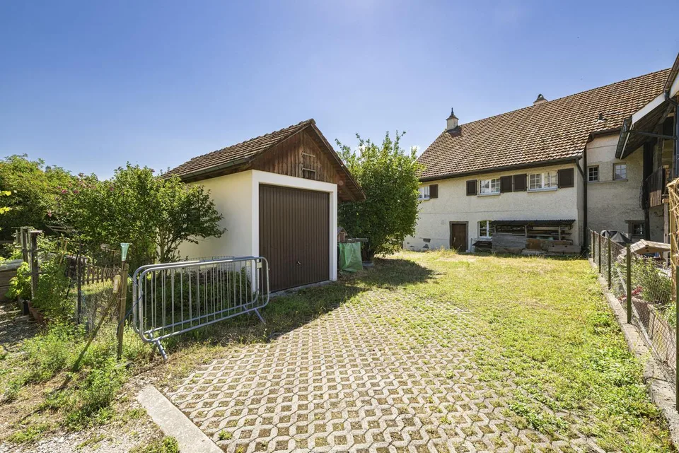 Tradition trifft Potenzial – ehemaliges Bauernhaus in Thayngen – Foto 15 von 21