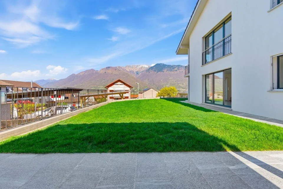 Magnifica casa bifamiliare con vista panoramica e giardino | Wunder...