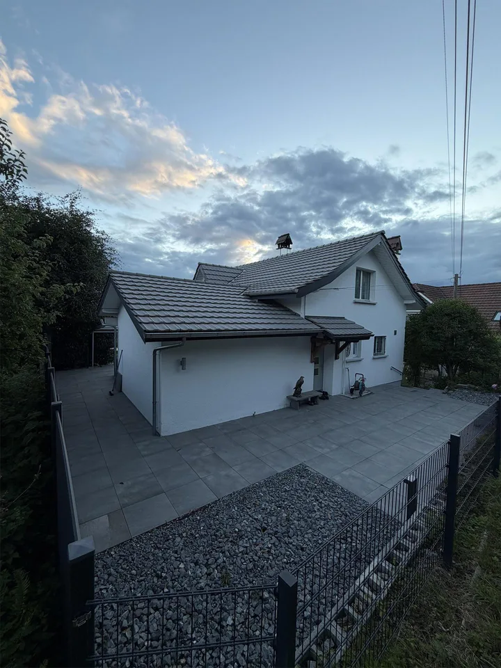 Hauchen Sie diesem Haus neues Glück ein!