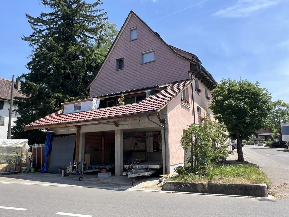 Renditeobjekt mit 3 Mietwohnungen