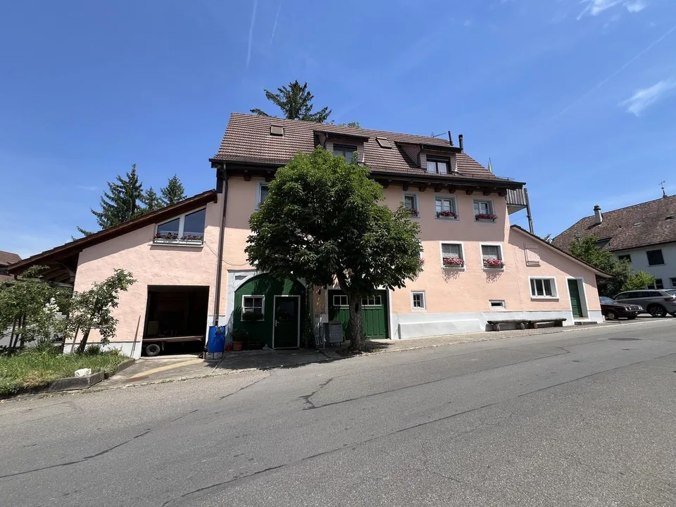 Renditeobjekt mit 3 Mietwohnungen