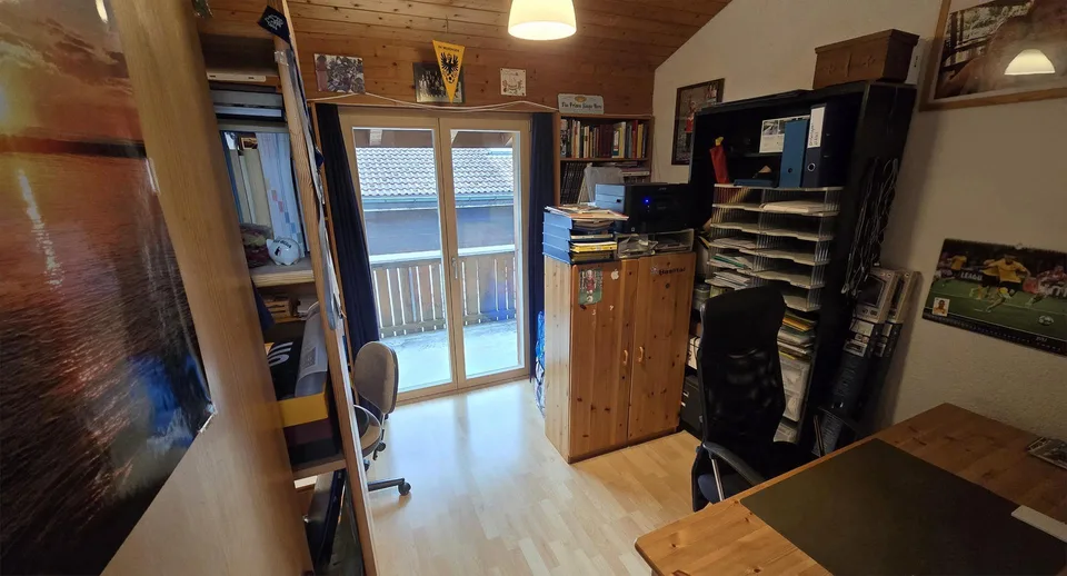 Freistehendes 7.5-Zimmer-Einfamilienhaus mit Einliegerwohnung – Foto 12 von 26