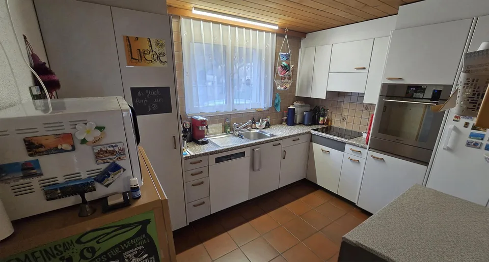 Freistehendes 7.5-Zimmer-Einfamilienhaus mit Einliegerwohnung – Foto 6 von 26