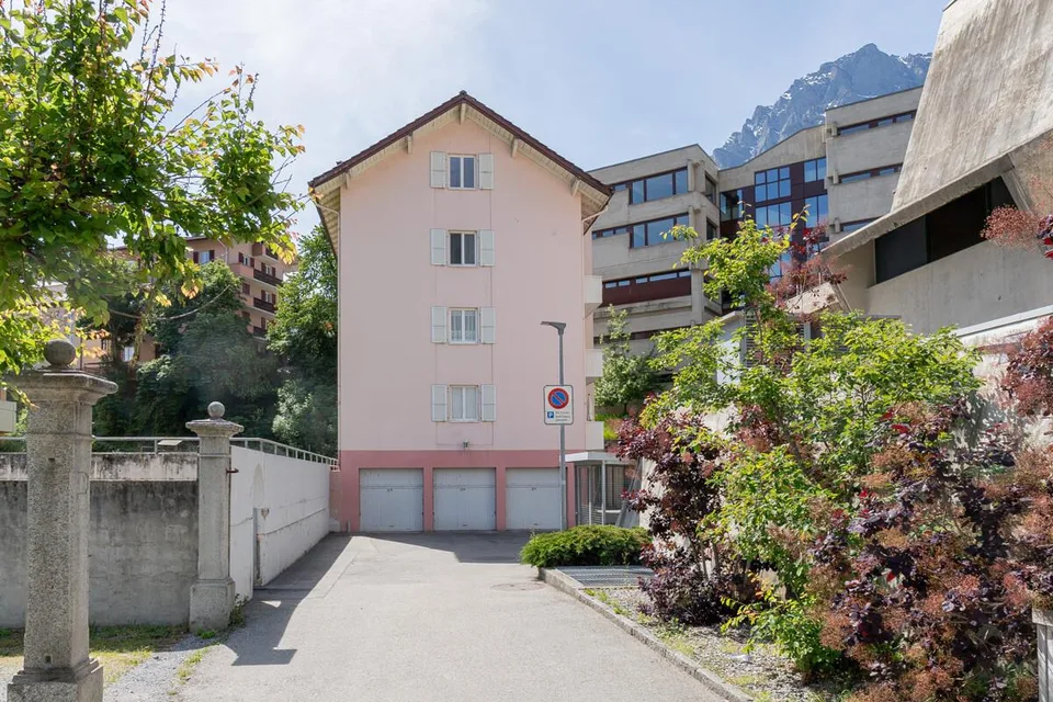 Mehrfamilienhaus mit 8 Wohnungen im Herzen von Brig